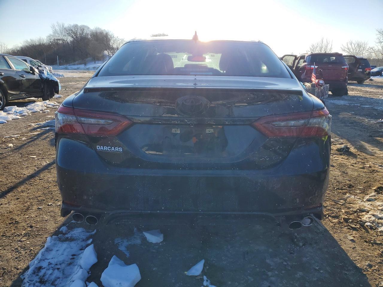2022 Toyota Camry Xse - Фото 6