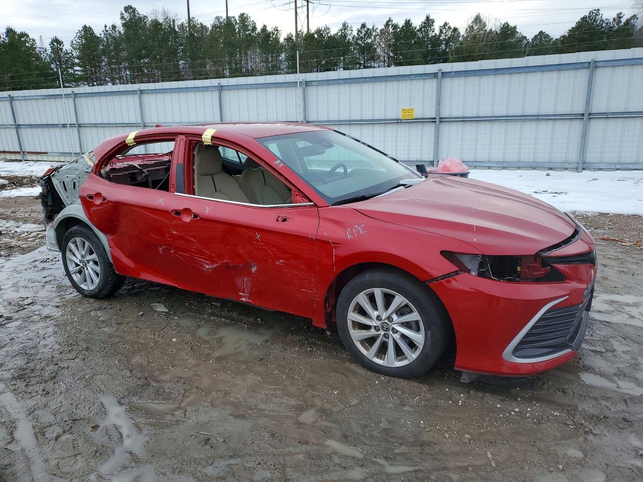 2023 Toyota Camry Le - Фото 4