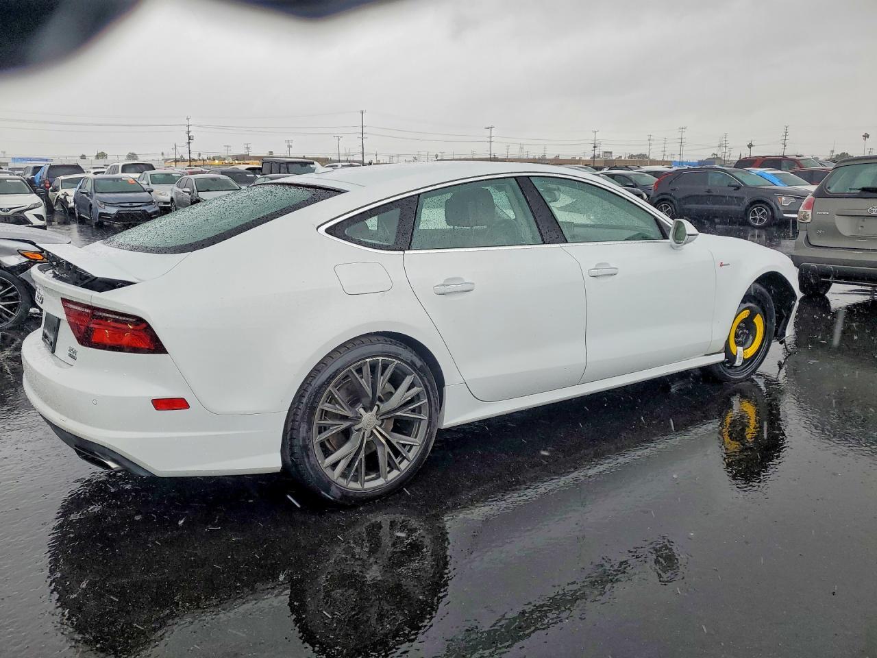 2017 Audi 100 Wagon - Image 3