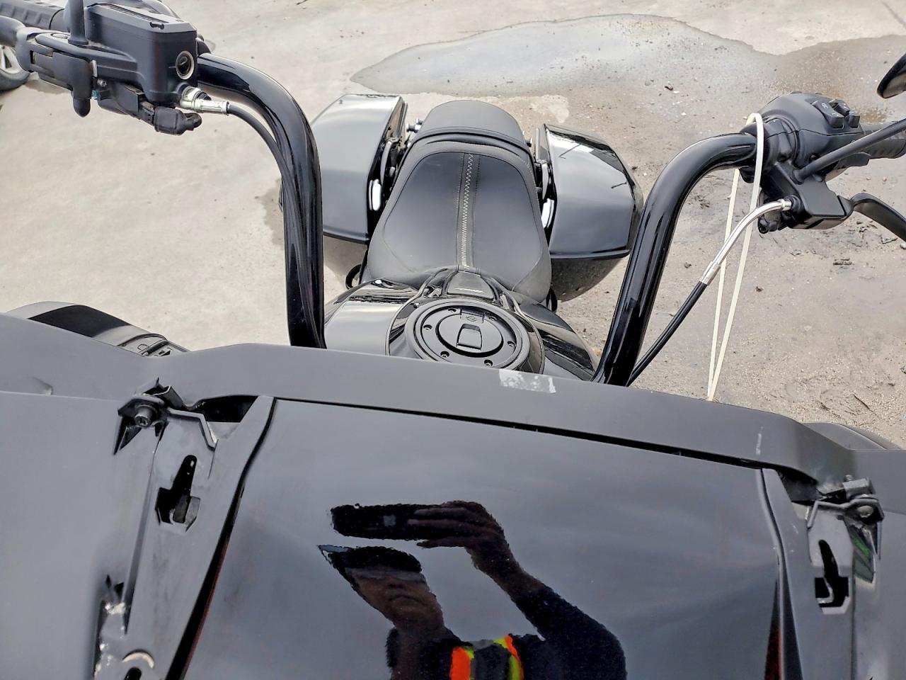 2025 Harley-Davidson Fltrx - Image 5