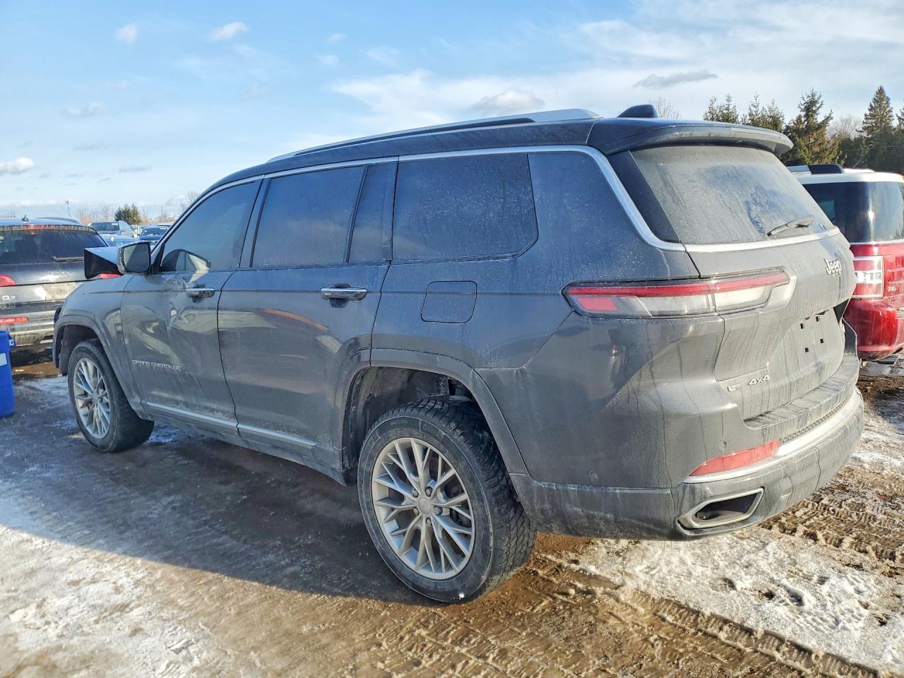 2022 Jeep Grand Cherokee L Summit - Image 2