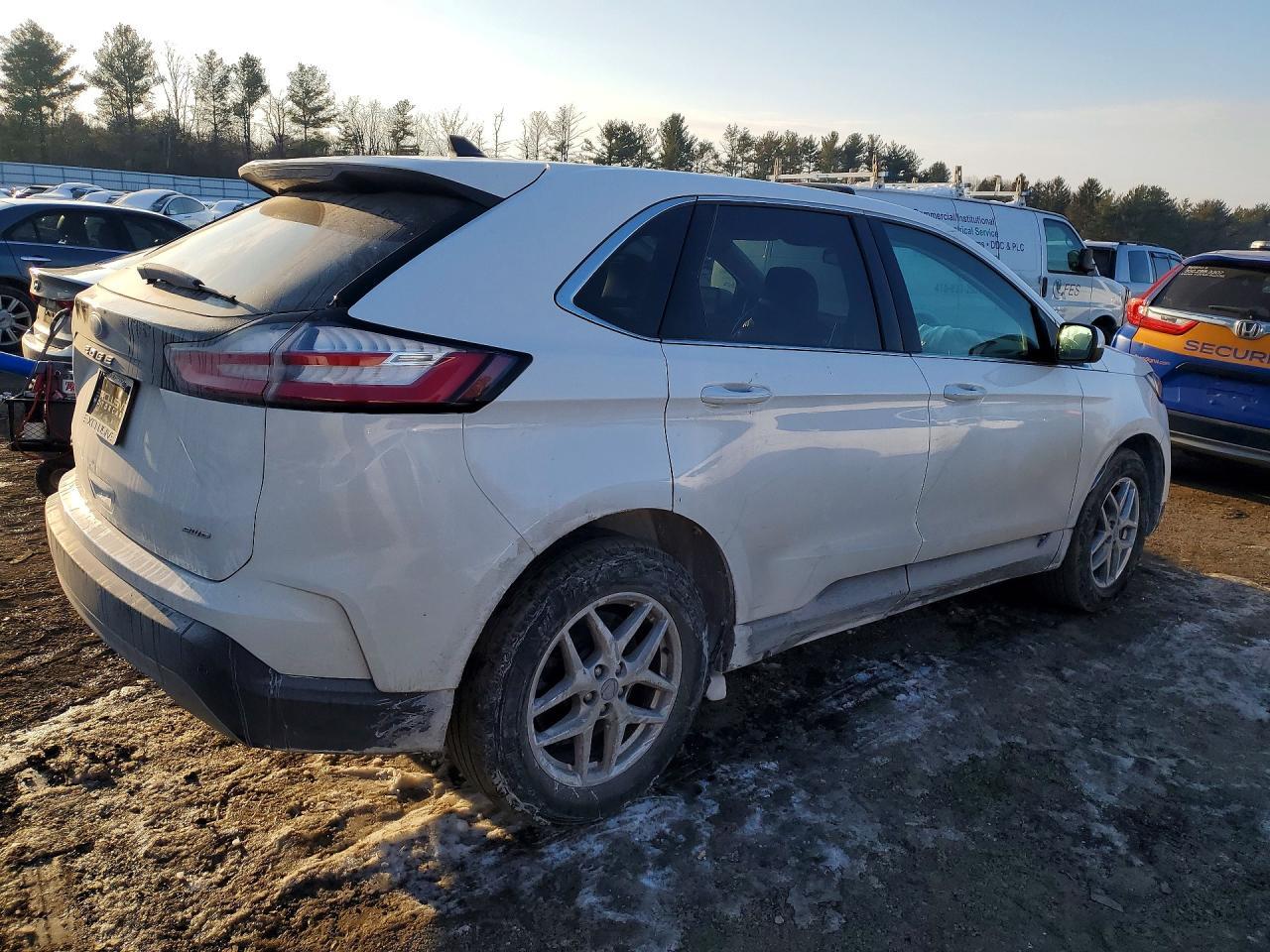 2023 Ford Edge Sel - Image 3