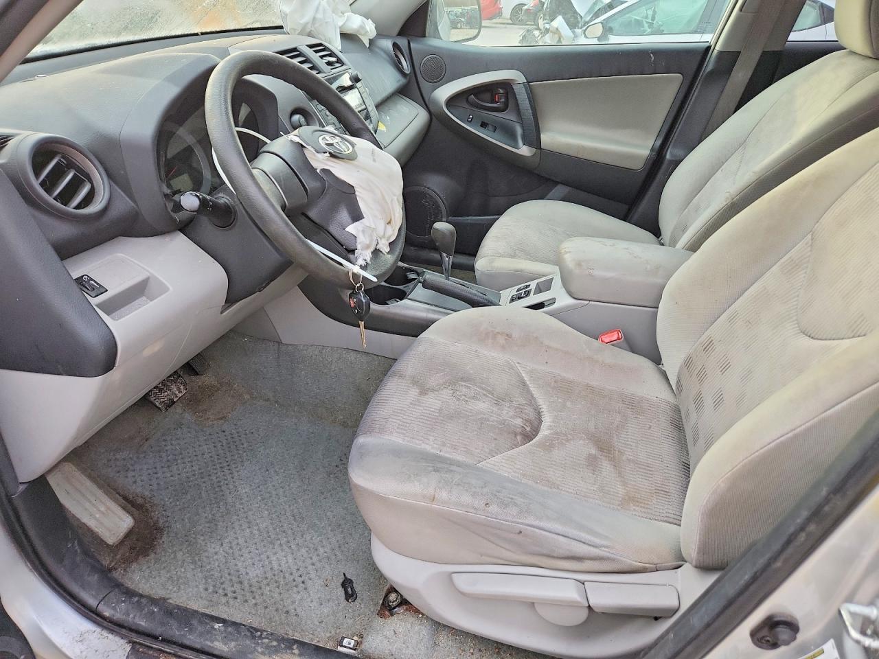 2011 Toyota Rav4 - Фото 7