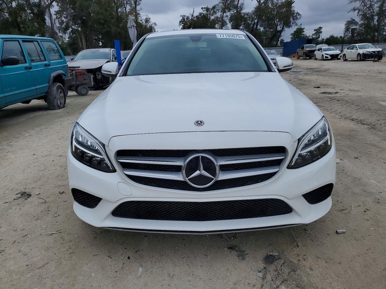 2019 Mercedes-Benz C 300 - Фото 5