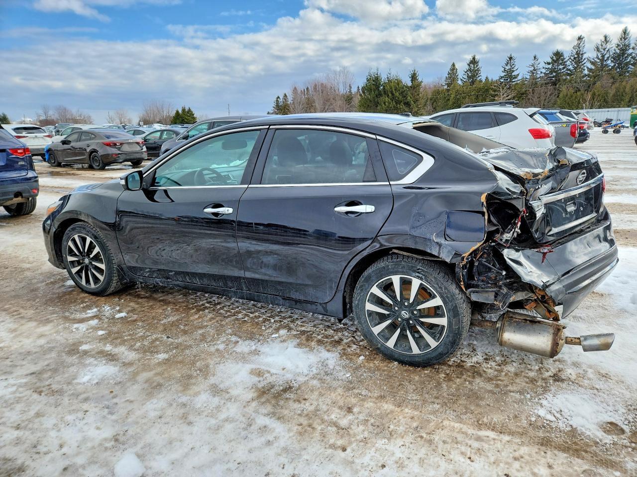 2017 Nissan Altima 2.5 - Image 2