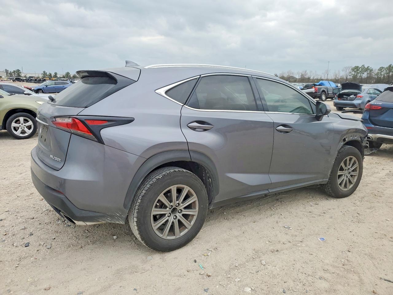 2015 Lexus Nx 200T Base - Image 3