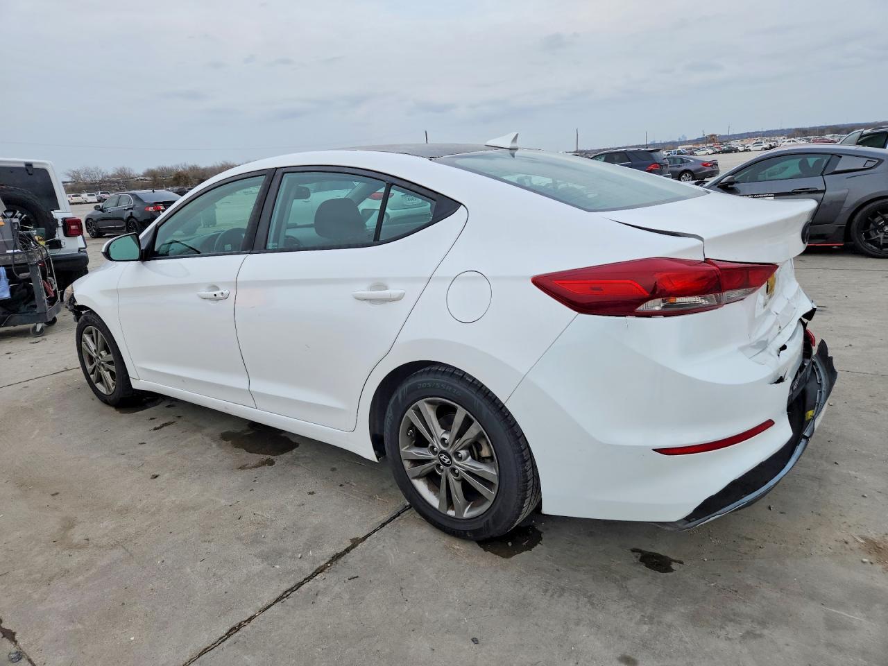 2018 Hyundai Elantra Value Edition - Фото 2