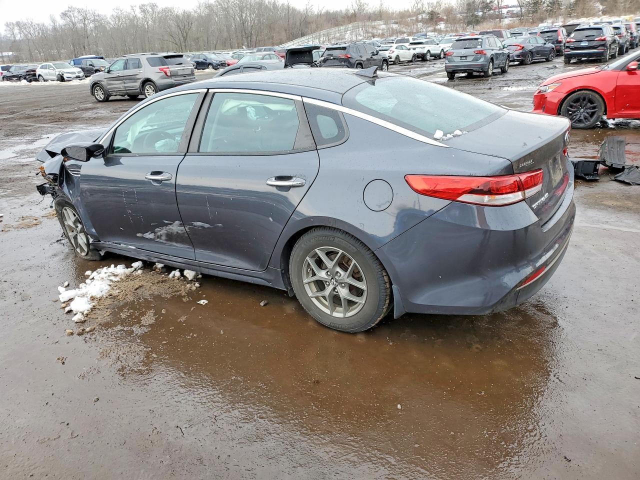 2017 Kia Optima Lx - Фото 2