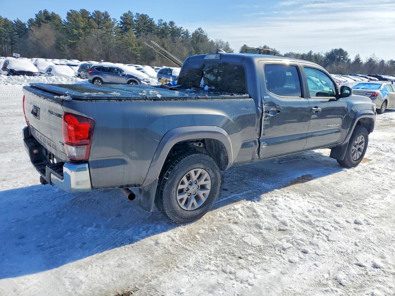 2019 Toyota Tacoma Sr5 V6 - Image 3