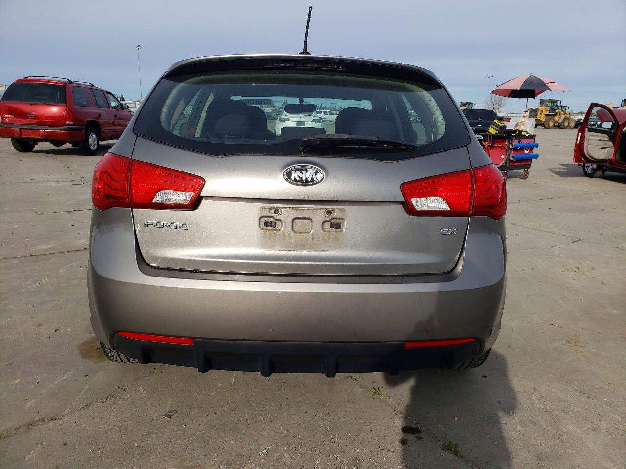 2012 Kia Forte5 Ex - Фото 6