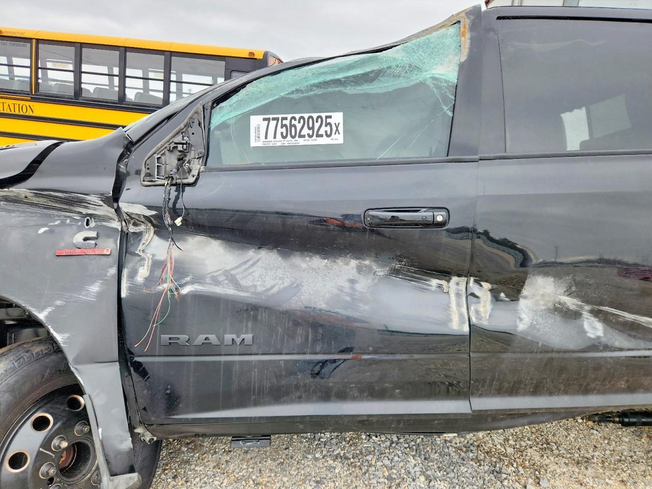 2025 Ram 3500 Laramie - Фото 7