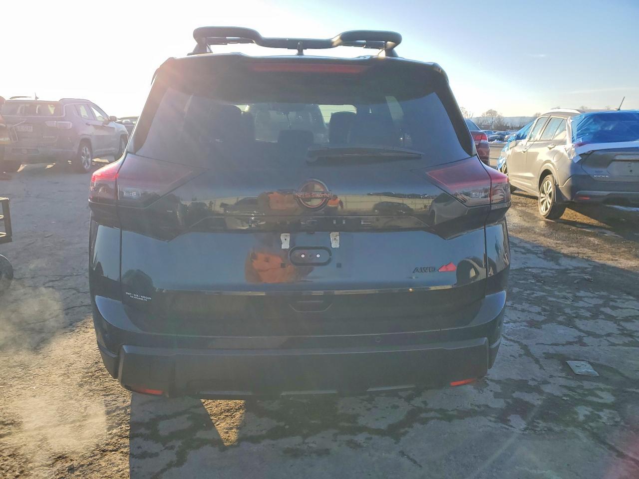 2025 Nissan Rogue Sv - Image 6