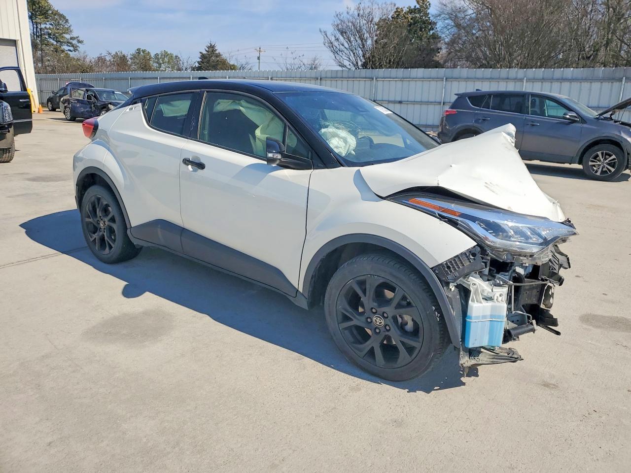2021 Toyota C-Hr - Фото 4