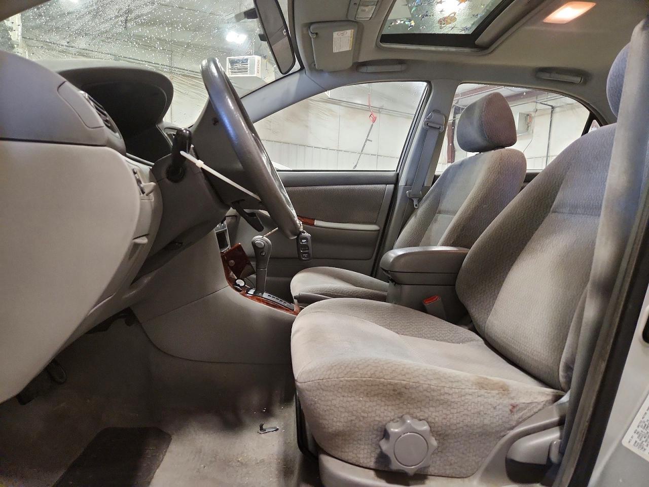 2003 Toyota Corolla Le - Image 7