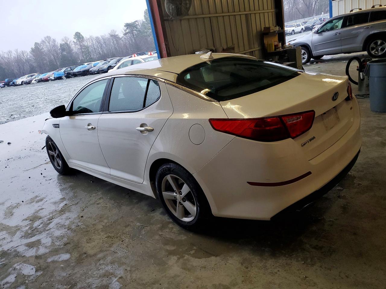 2015 Kia Optima Lx - Фото 2