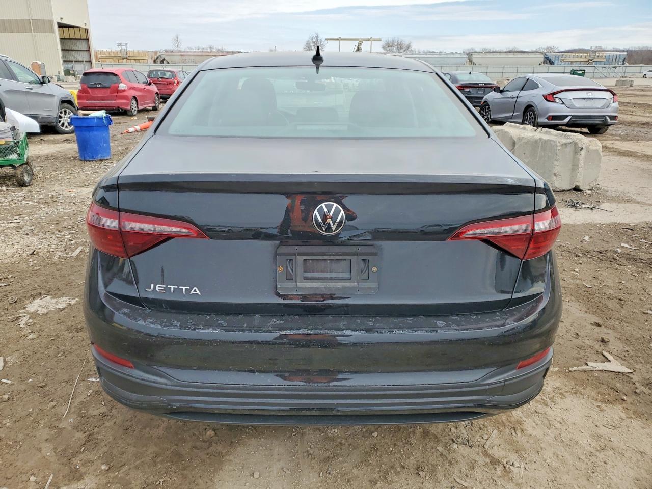 2023 Volkswagen Jetta - Image 6