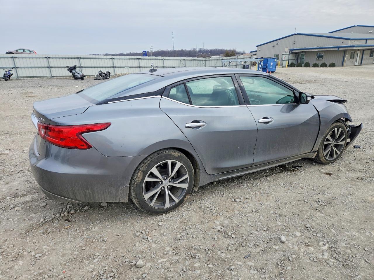 2016 Nissan Maxima Platinum - Фото 3