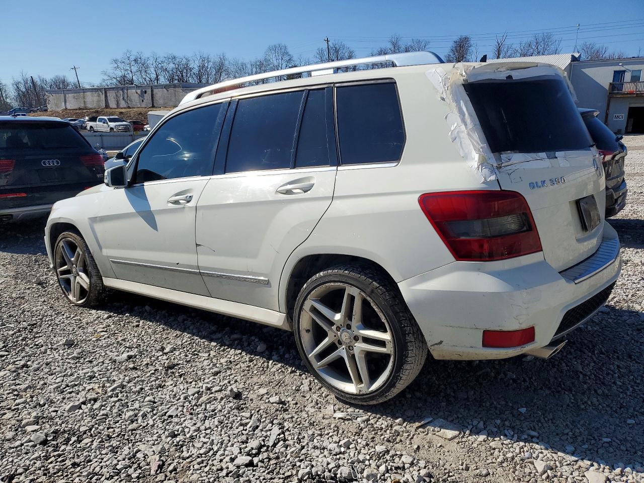 2011 Mercedes-Benz Glk 350 4Matic - Image 2