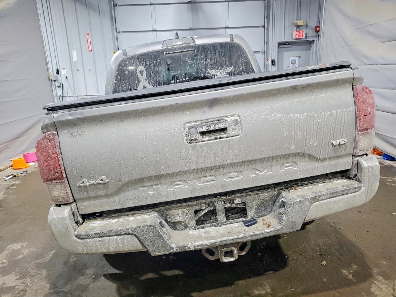 2019 Toyota Tacoma Double Cab - Image 6