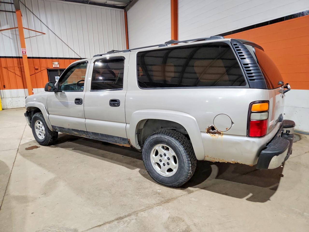2006 Chevrolet Suburban K1500 - Фото 2