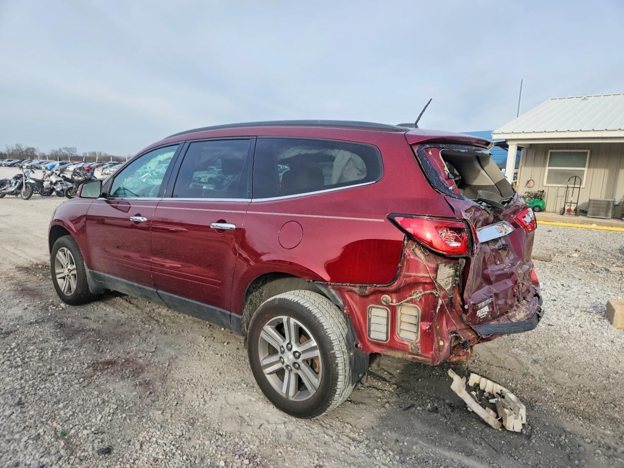 2017 Chevrolet Traverse Lt - Image 2