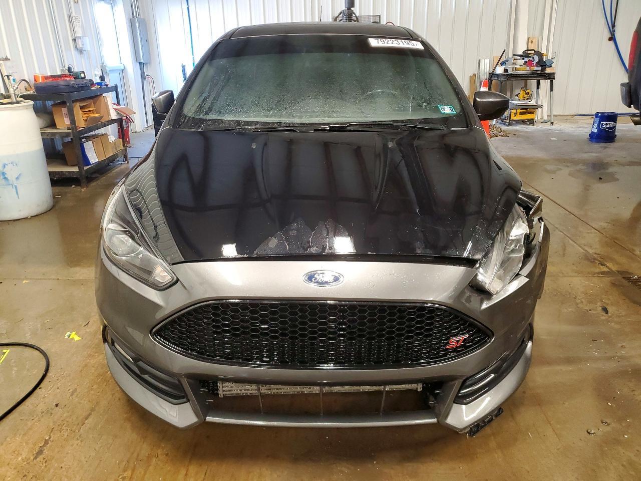 2018 Ford Focus St - Image 5