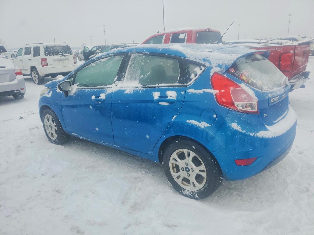 2016 Ford Fiesta Se - Image 2