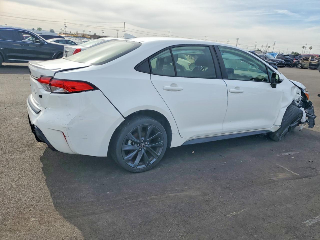 2023 Toyota Corolla Se - Фото 3