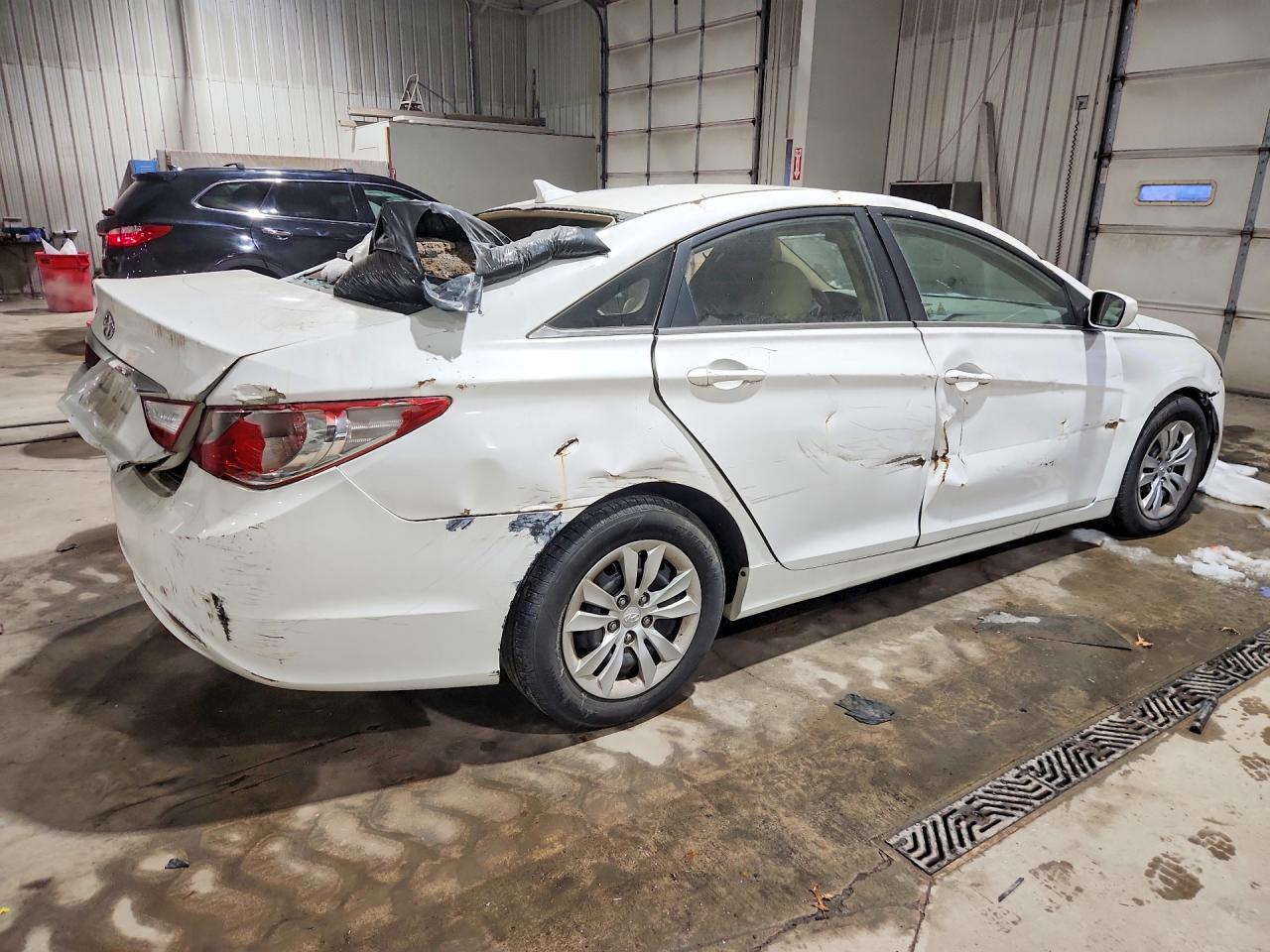 2011 Hyundai Sonata Gls - Image 3