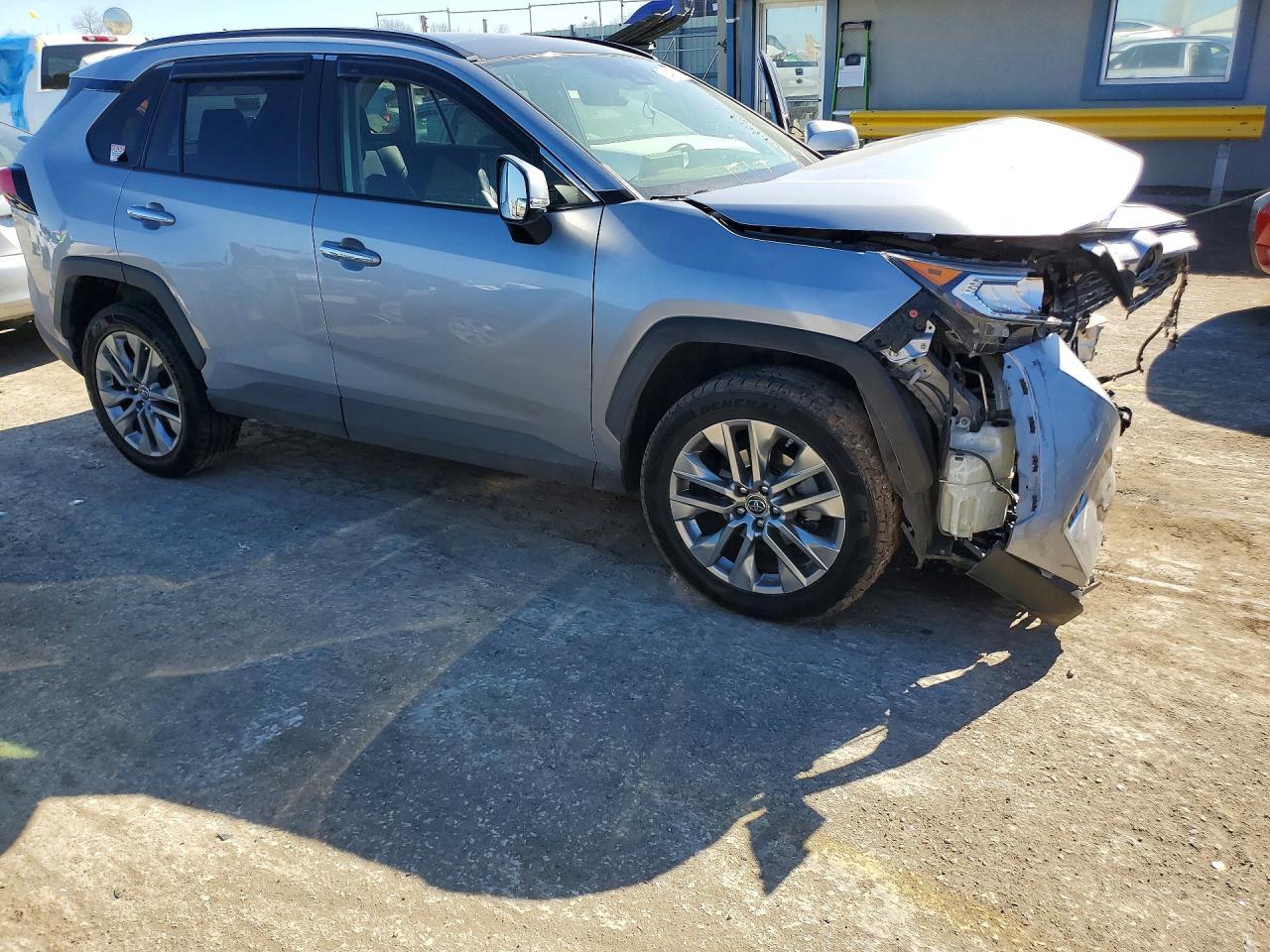 2019 Toyota Rav4 Limited - Фото 4