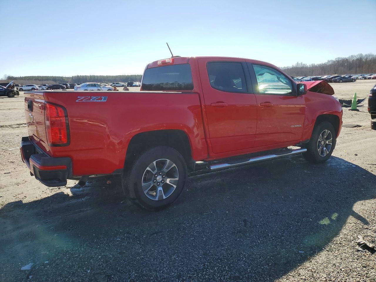 2015 Chevrolet Colorado Z71 - Фото 3