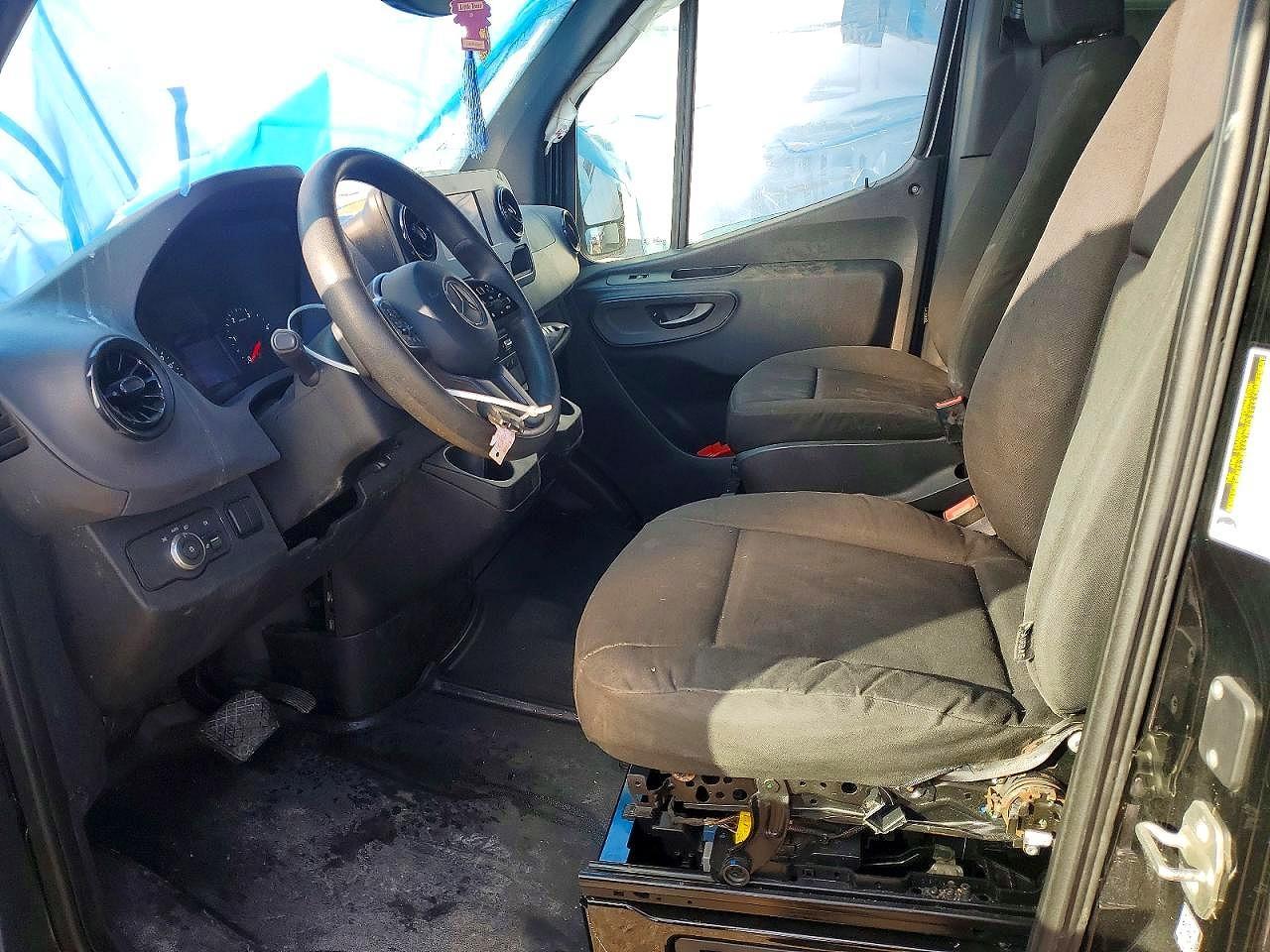 2019 Mercedes-Benz Sprinter 2500/3500 - Фото 7