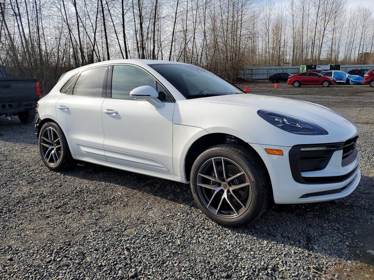 2025 Porsche Macan Base - Фото 4
