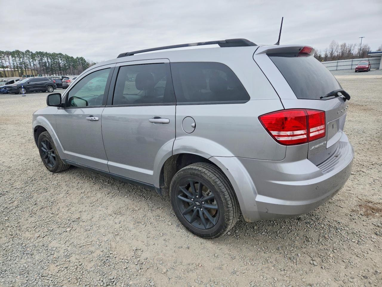 2020 Dodge Journey Se - Фото 2
