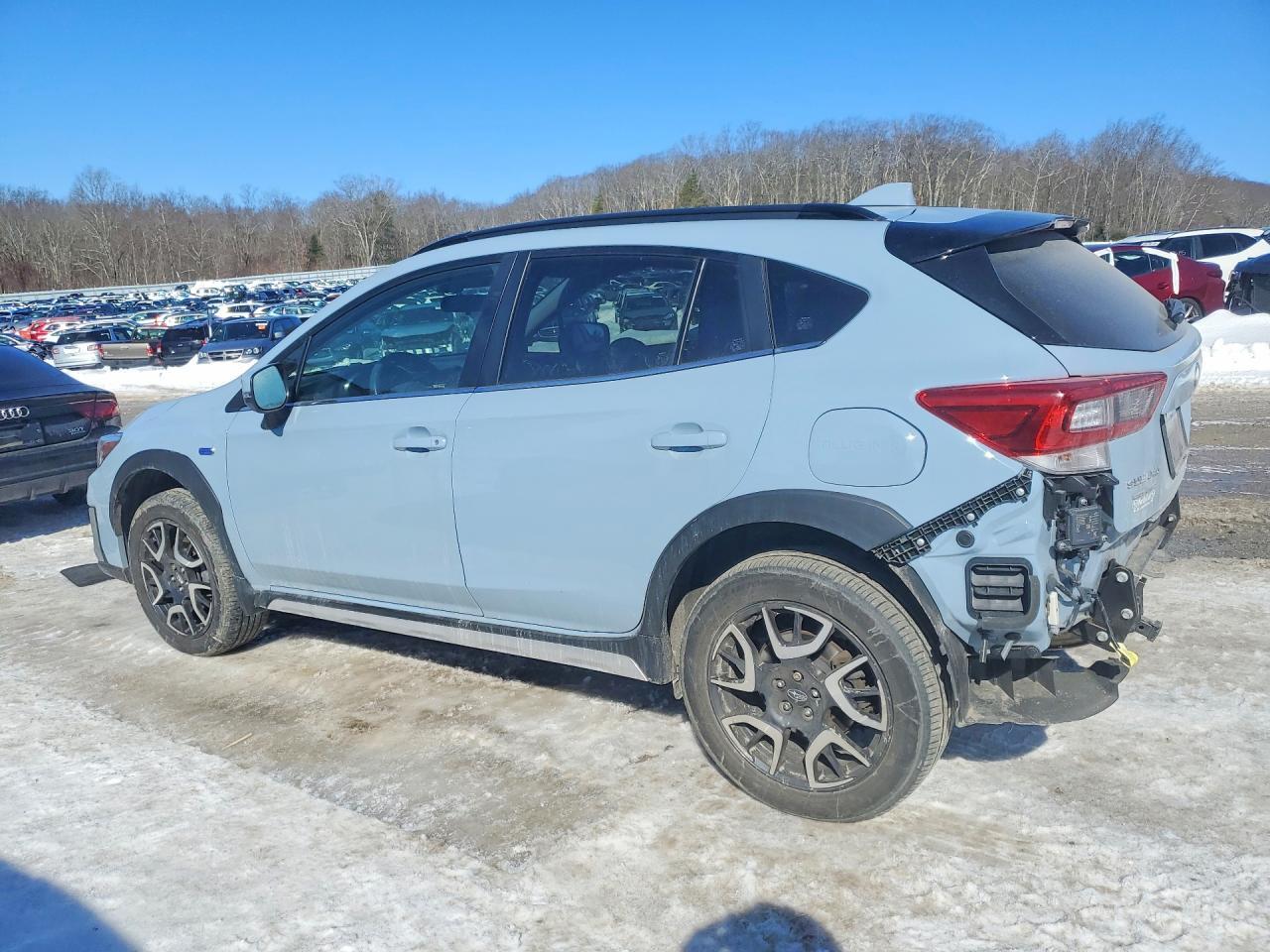 2020 Subaru Crosstrek Limited - Image 2