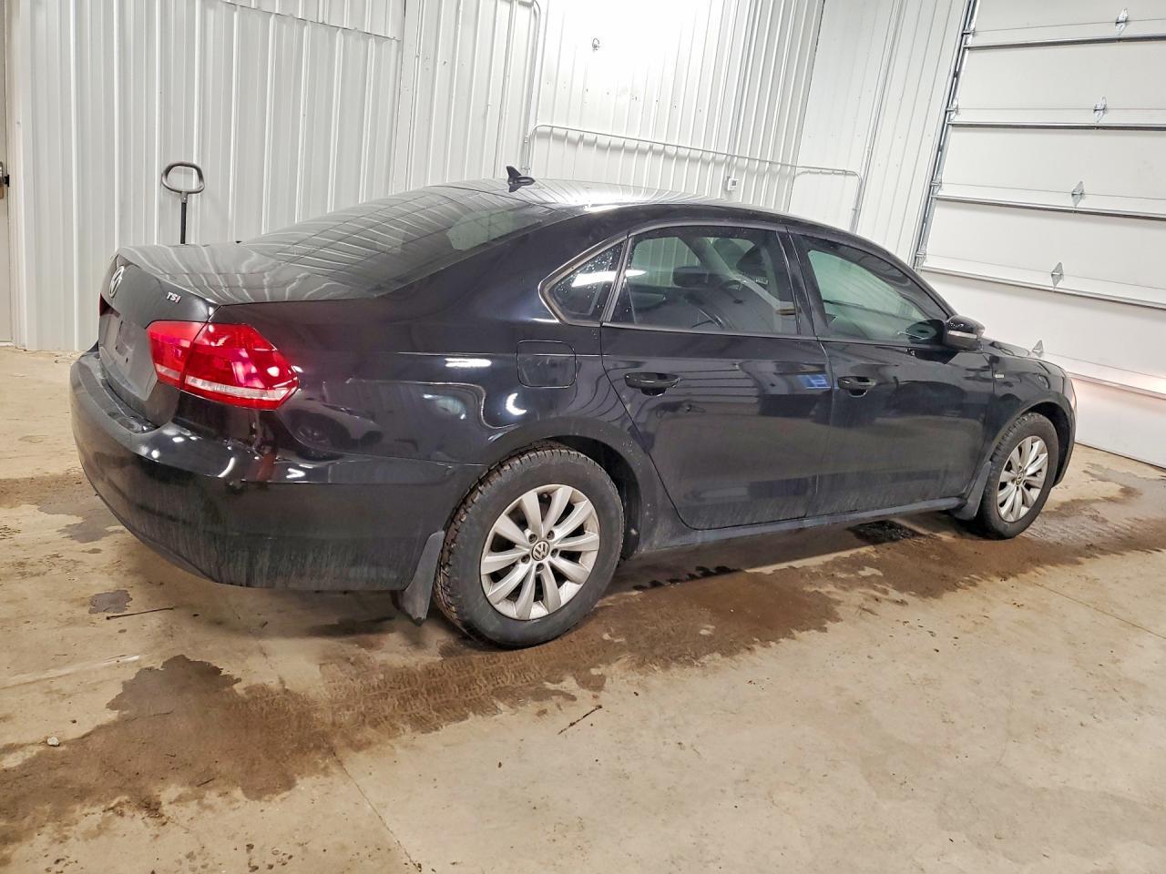 2014 Volkswagen Passat - Фото 3