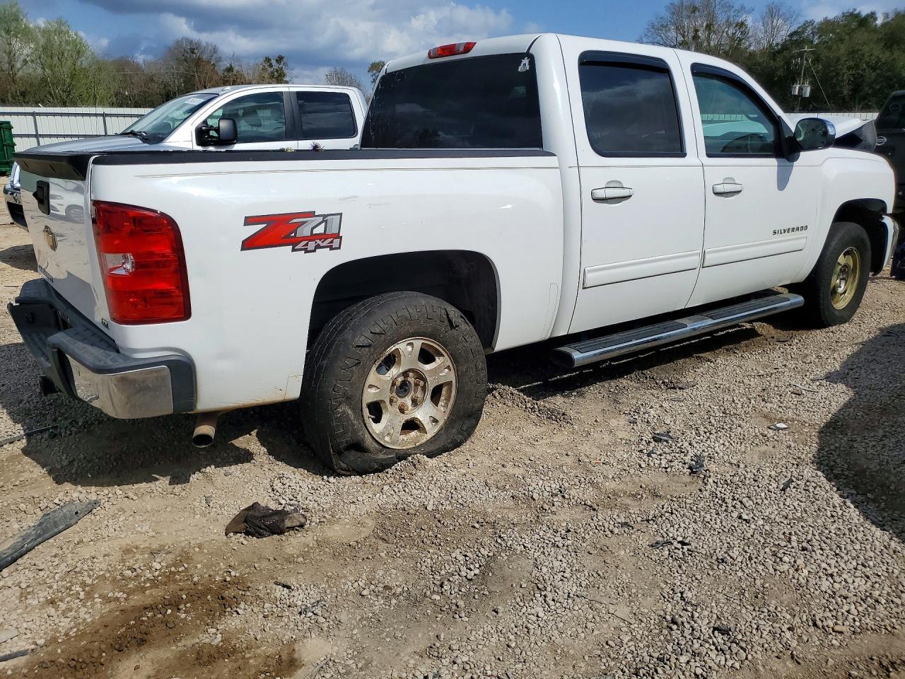 2013 Chevrolet Silverado K1500 Ltz - Image 3