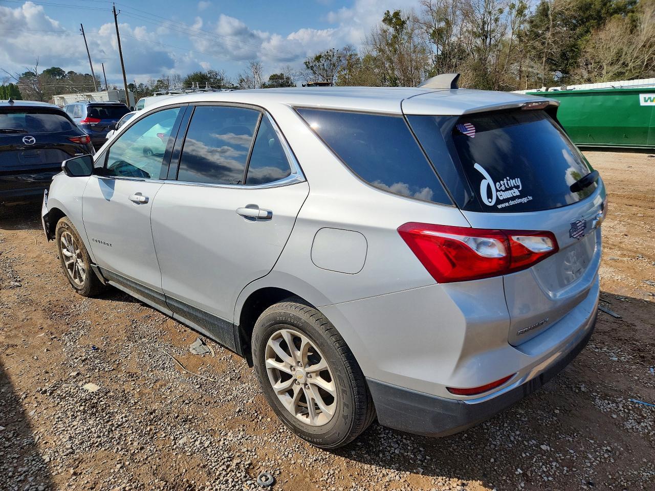 2020 Chevrolet Equinox Lt - Image 2