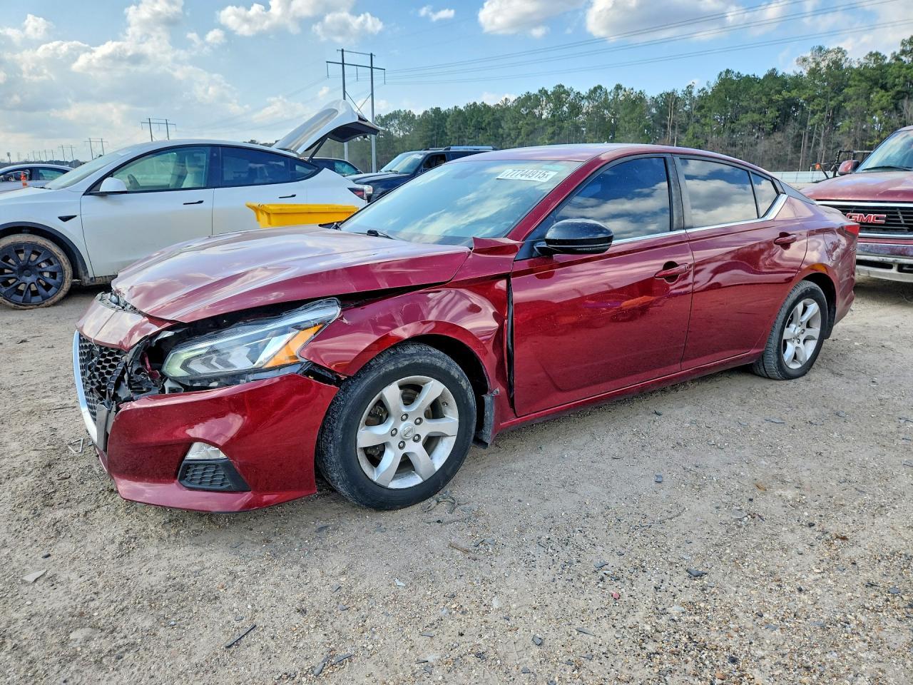 2020 Nissan Altima Sr