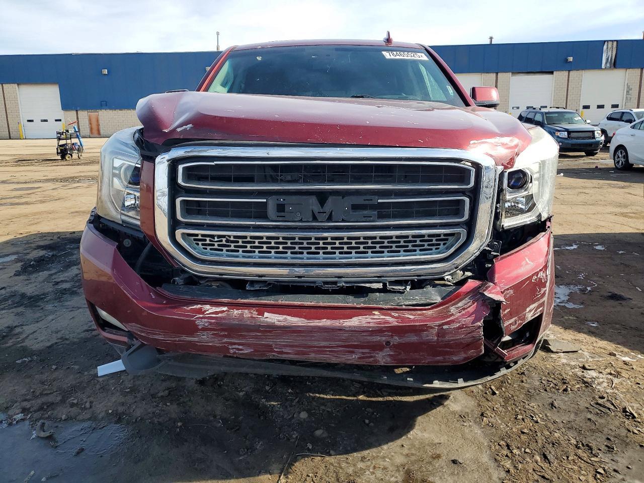 2017 GMC Yukon Slt - Фото 5