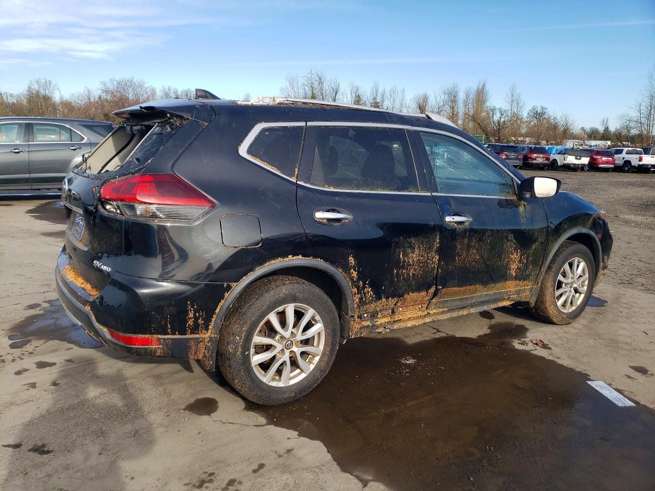2018 Nissan Rogue Sv - Image 3