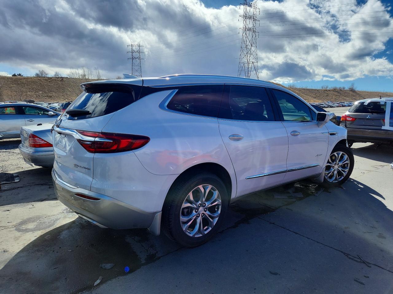 2018 Buick Enclave Avenir - Image 3
