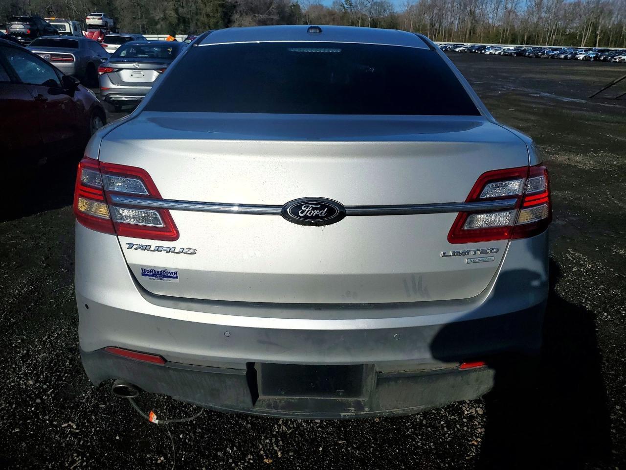 2015 Ford Taurus Limited - Фото 6