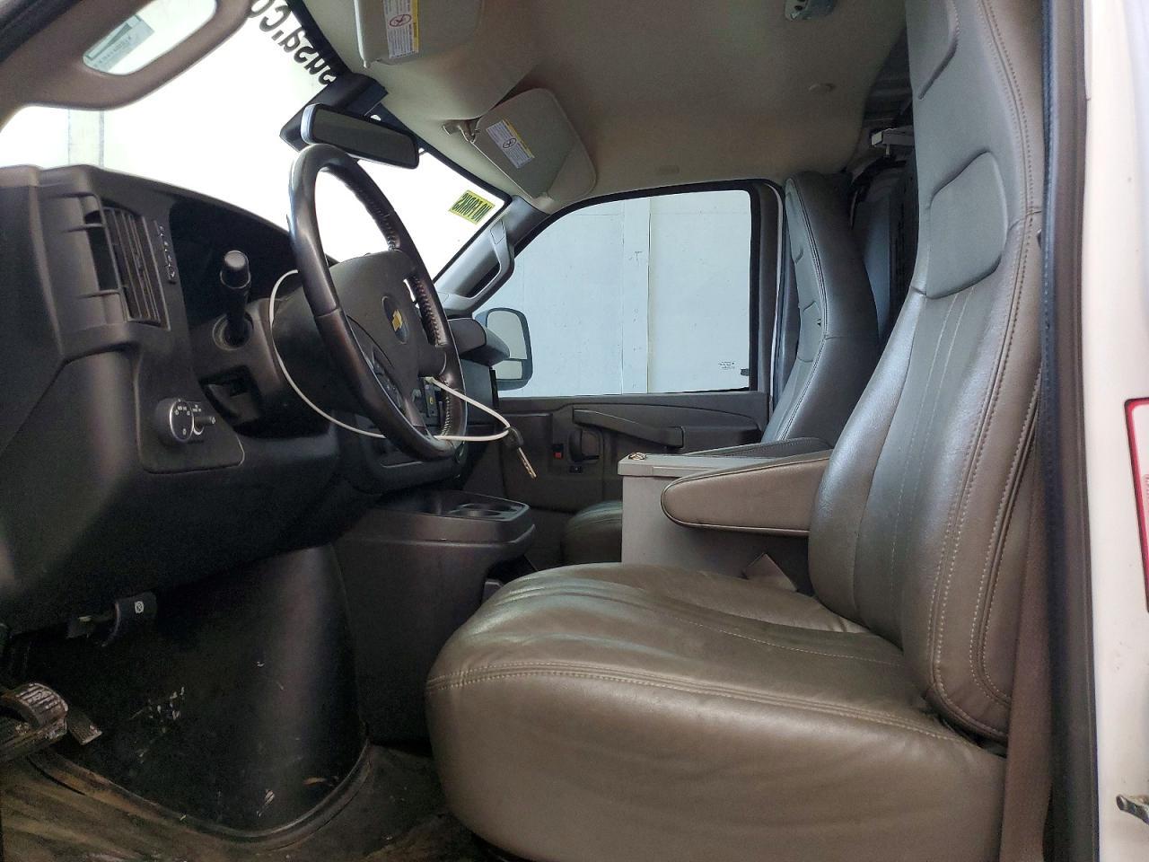 2020 Chevy Express G2500 Cargo - R & D - Pri Fleet - Ck Eng Lt On - Image 7