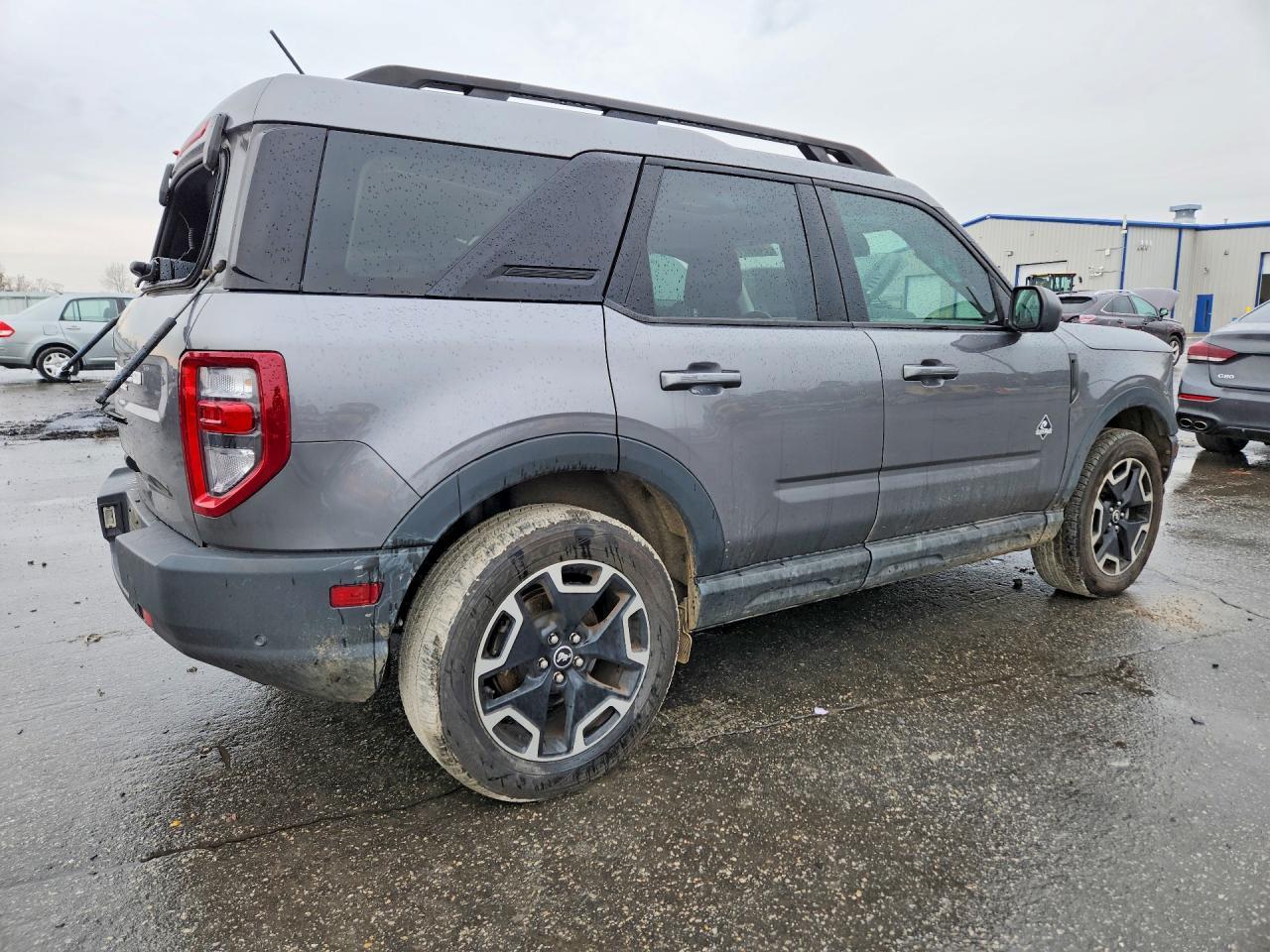 2023 Ford Bronco Sport Outer Banks - Фото 3