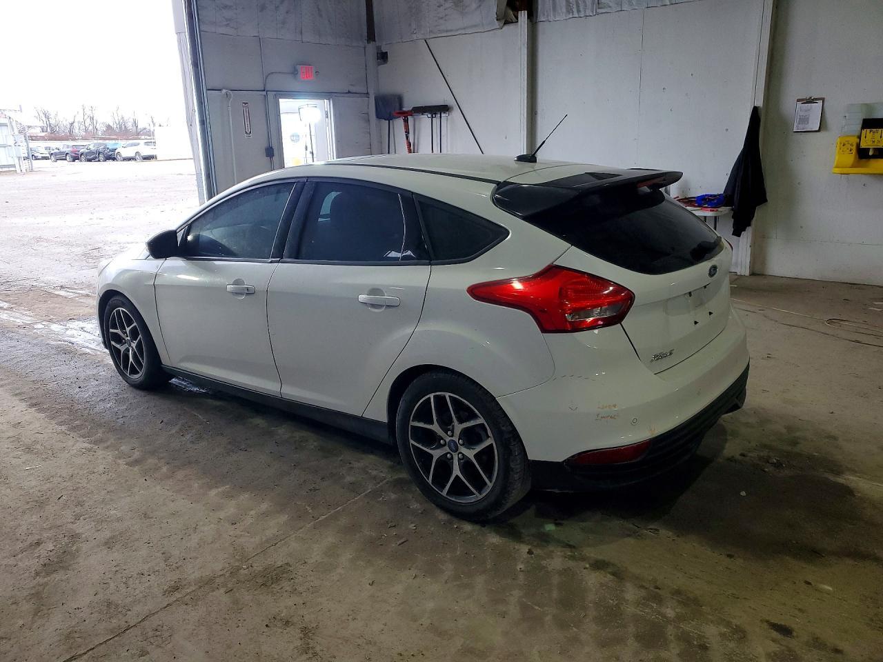 2017 Ford Focus Sel - Фото 2
