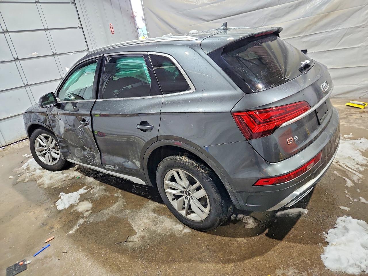 2024 Audi Q5 Premium 45 - Image 2
