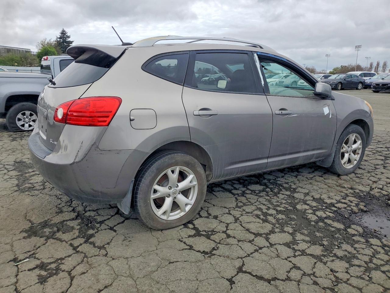 2008 Nissan Rogue S - Image 3