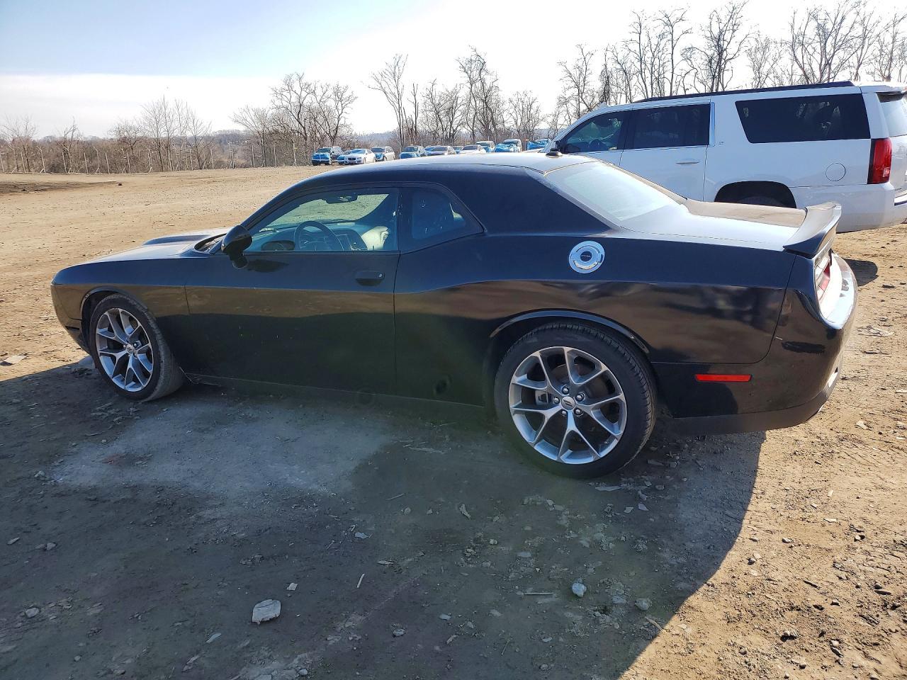 2023 Dodge Challenger Gt - Image 2