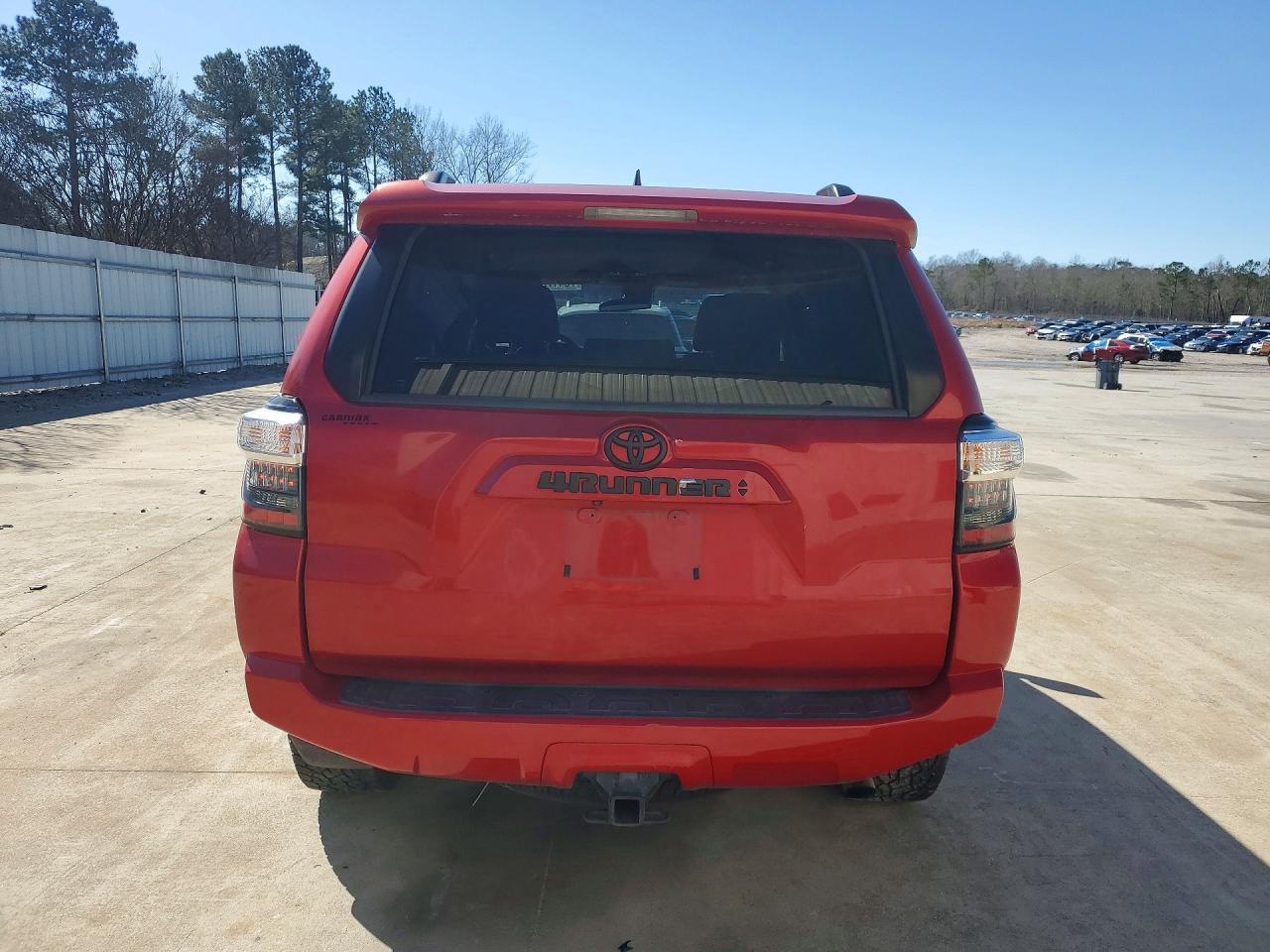 2021 Toyota 4Runner Sr5 - Image 6